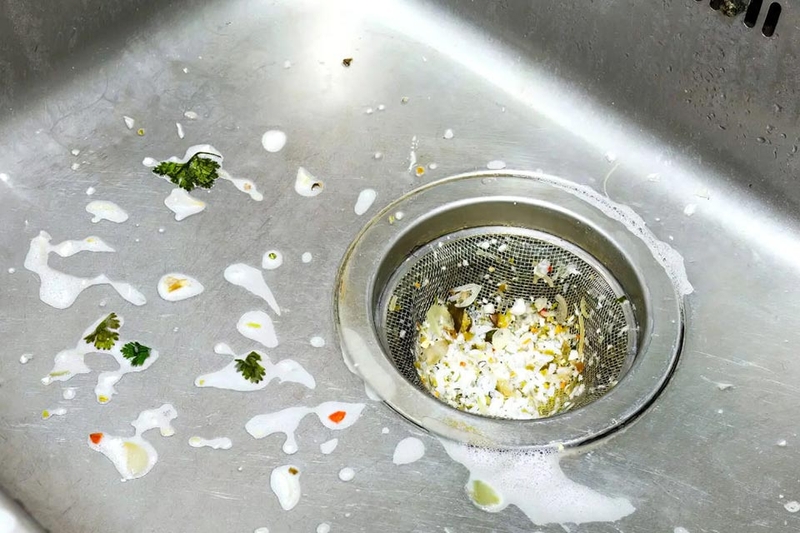 Cách phòng tránh tắc nghẽn chậu rửa bát